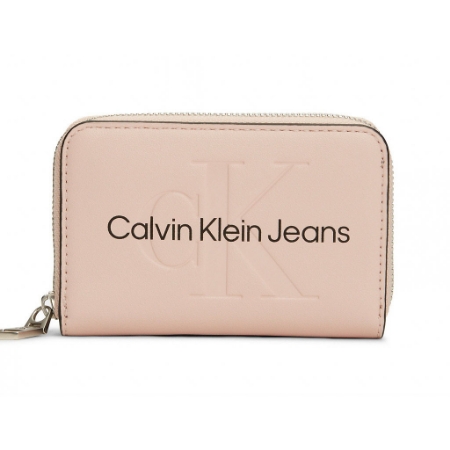 Picture of Calvin Klein K60K607229 TFT